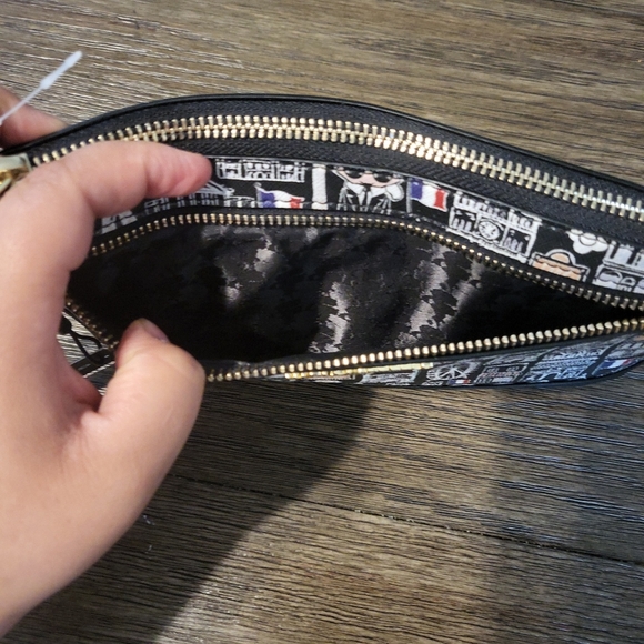 KARL LAGERFELD WRISTLET DOUBLE ZIP Multi Paris Icons NWT - Picture 2 of 16